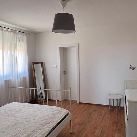 Apartmani Maksan Pakoštane Exteriér fotografie