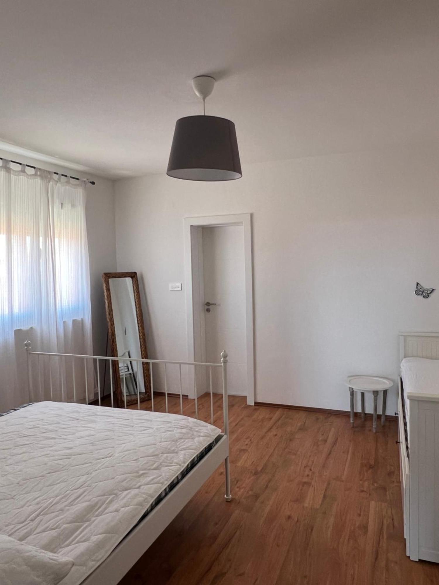 Apartmani Maksan Pakoštane Exteriér fotografie